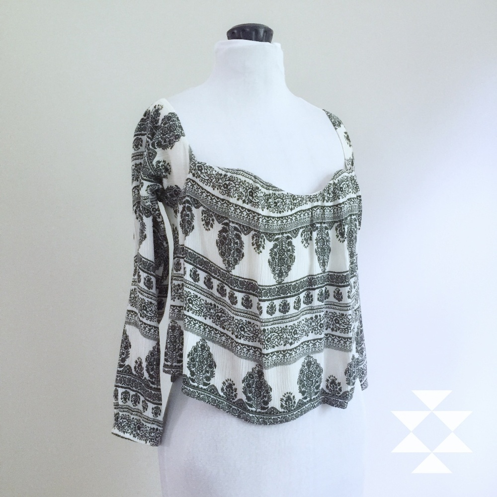 Boho Black and White Print Top XS - Picture 1 of 6